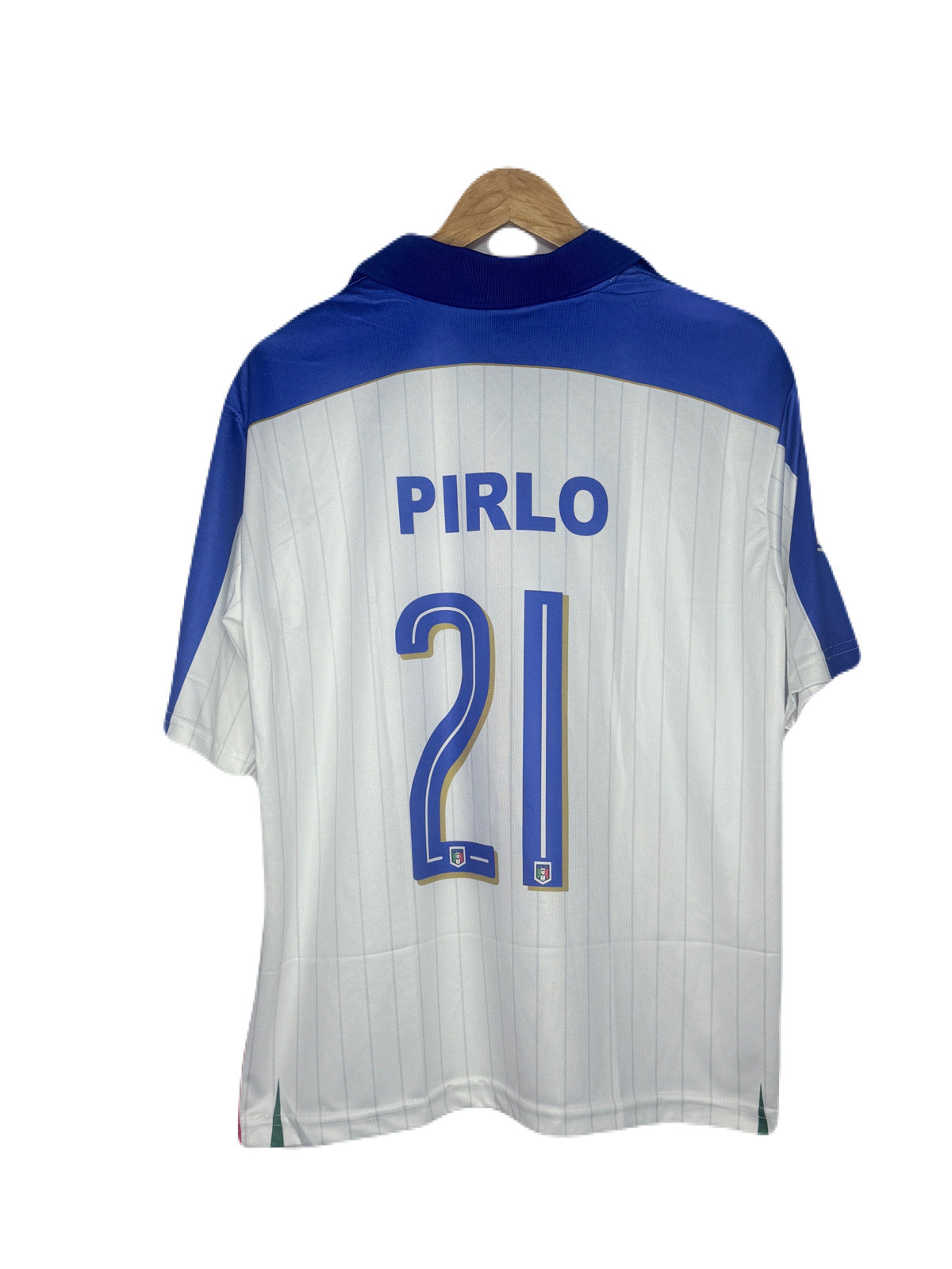Italy 2016-17 Away Kit Pirlo Five Sleeve - bmg store