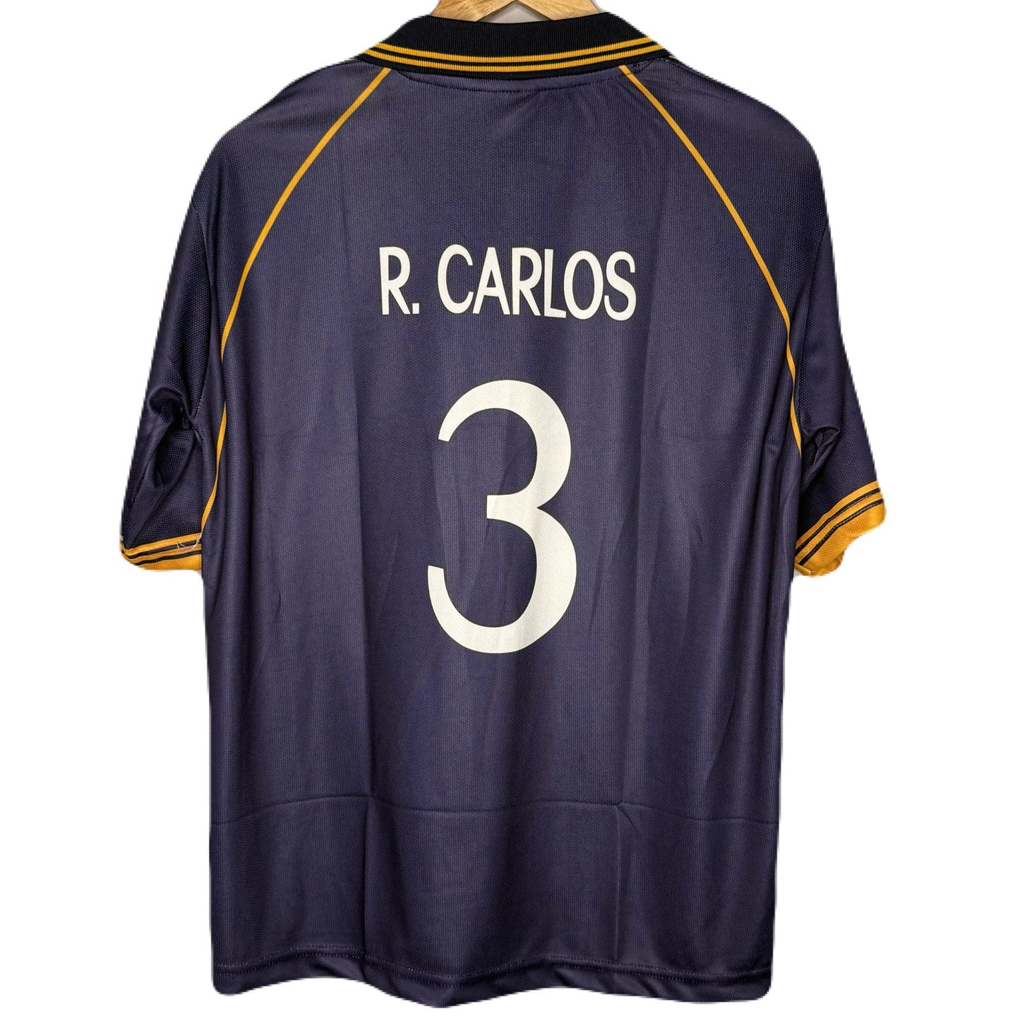 Real Madrid 1997-98 Third Kit R.Carlos Five Sleeve - bmg store