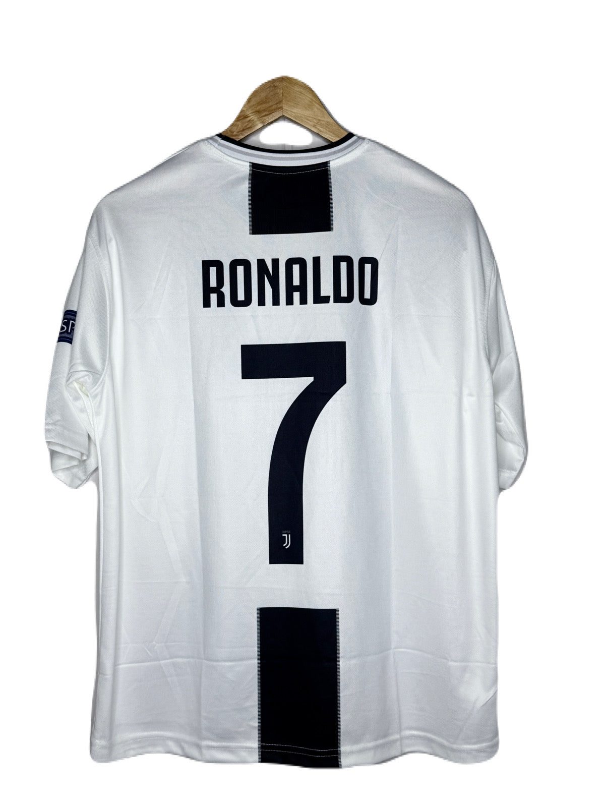 Juventus 2018-19 Home Kit Ronaldo Five Sleeve - bmg store