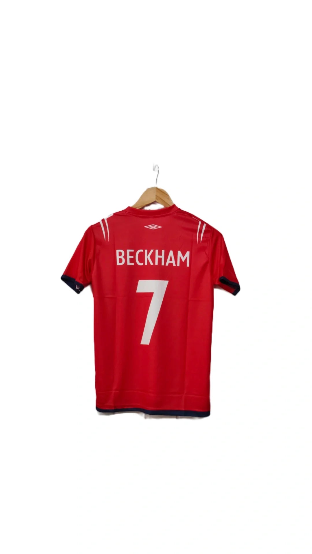 England 2004-05 Home kit Beckham Half sleeve - P565 Ms Retro Store