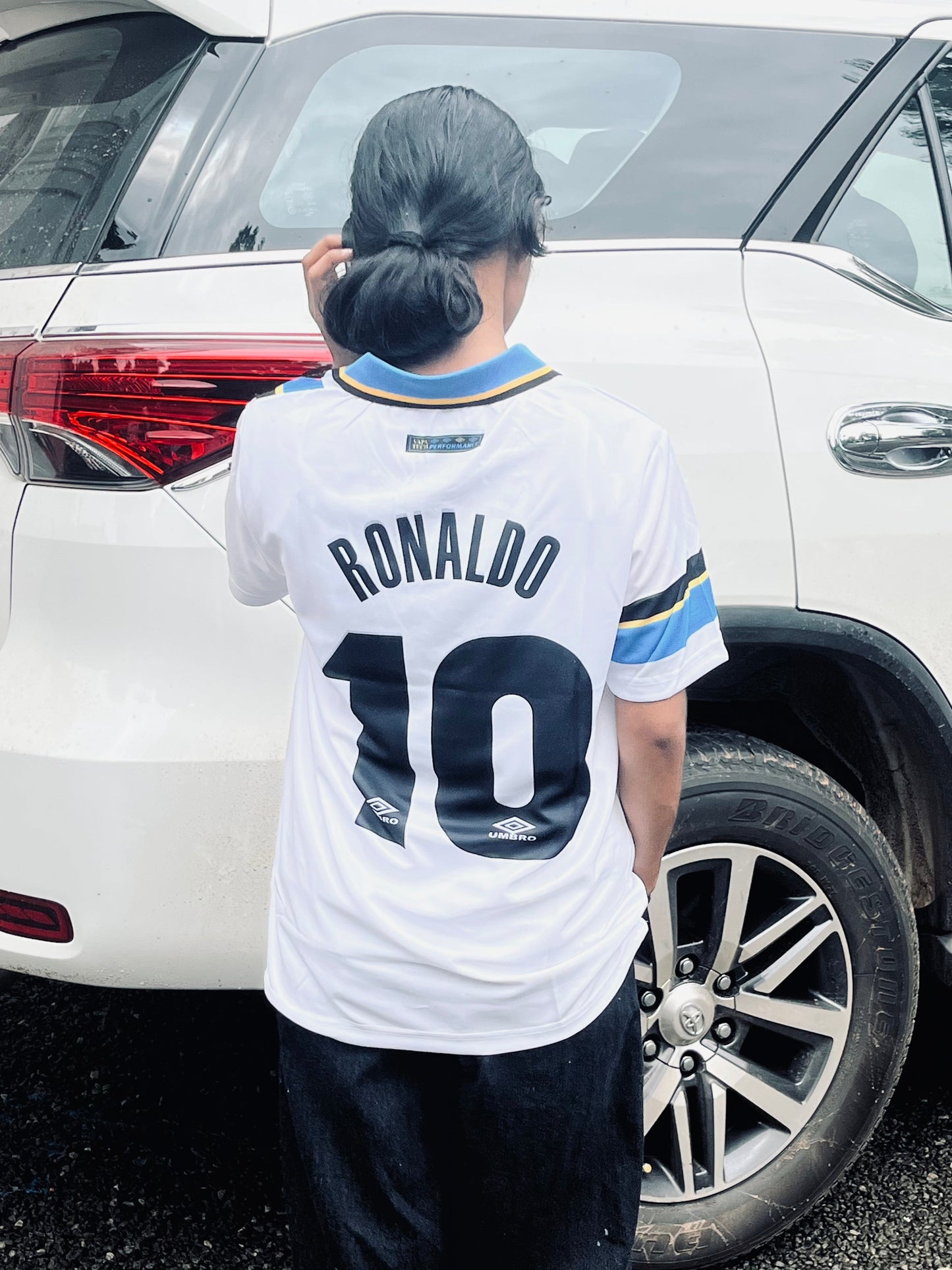 Intermilan 1997/98 away jersey ronaldo - P741 bmg store