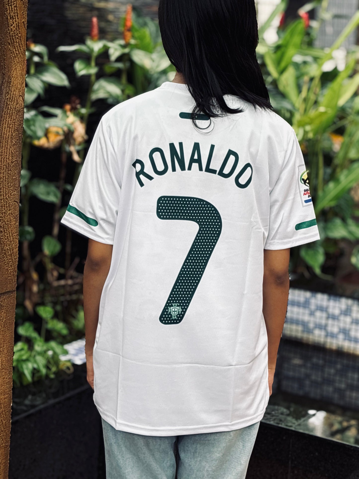 Portugal 2010/11 away jersey ronaldo P547 - bmg store