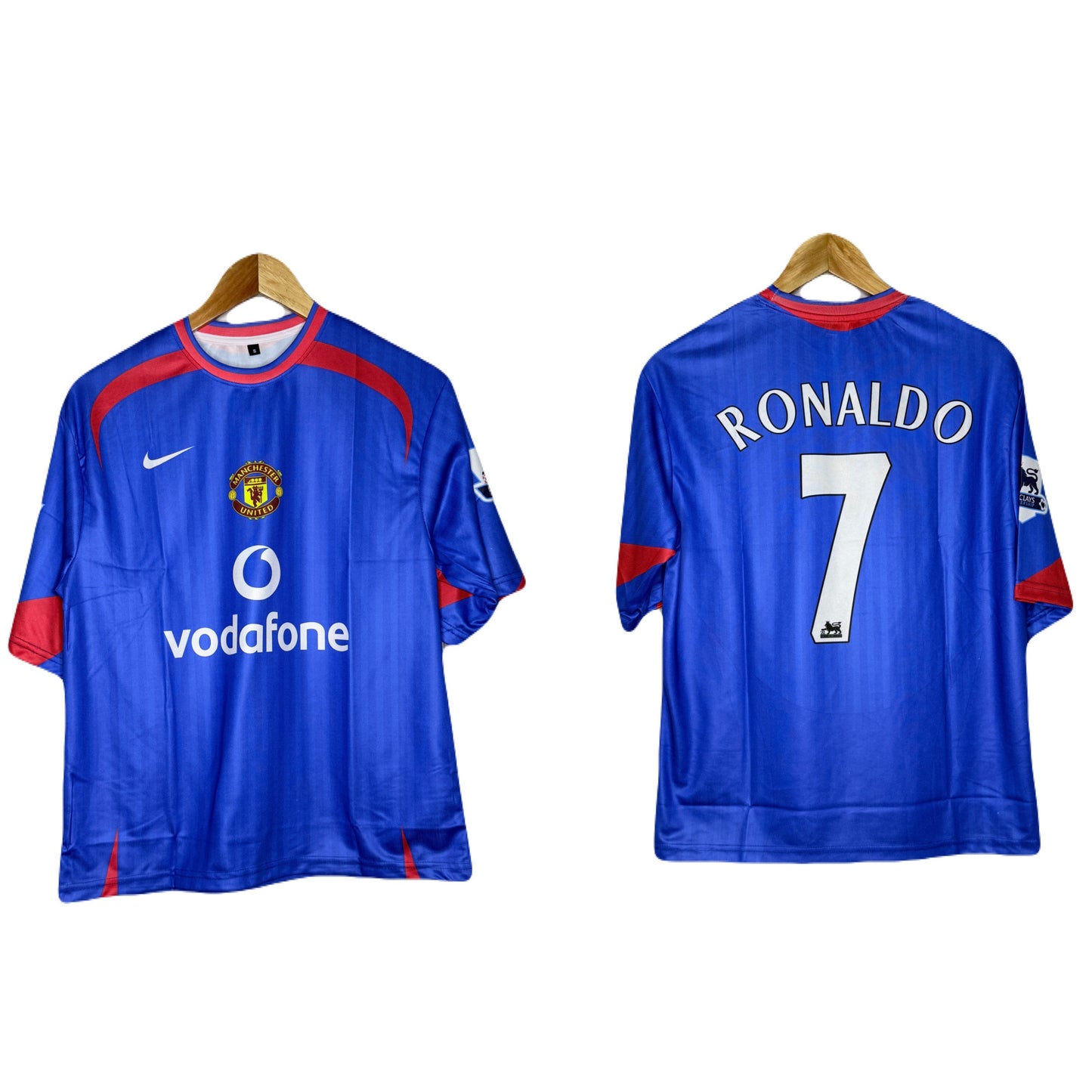 Manchester United 2005-06 Away Kit Ronaldo Five Sleeve - bmg store