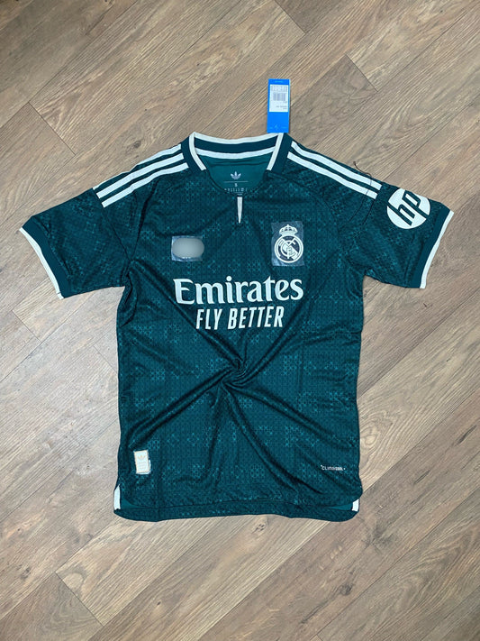 Real Madrid Player version imported 2026/27 Away kit half sleeve  - P2612 | BMG STORE