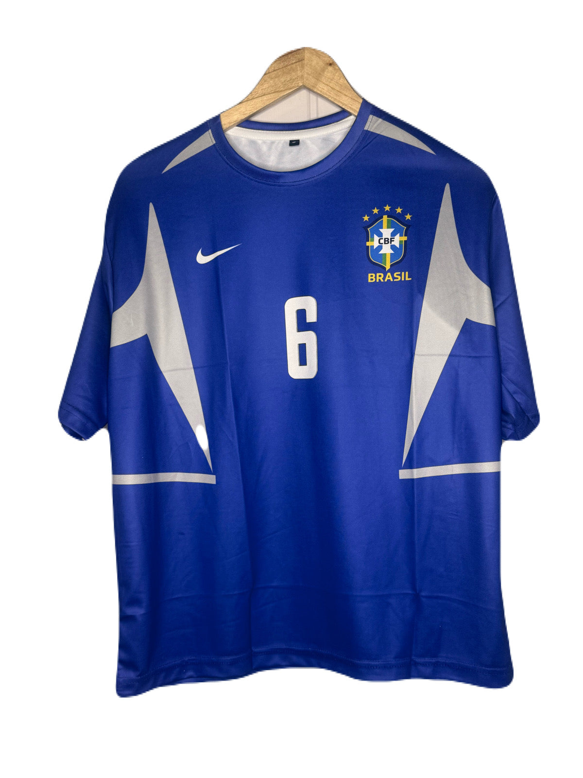 Brazil 2002 Away Kit R.Carlos Five Sleeve - bmg store