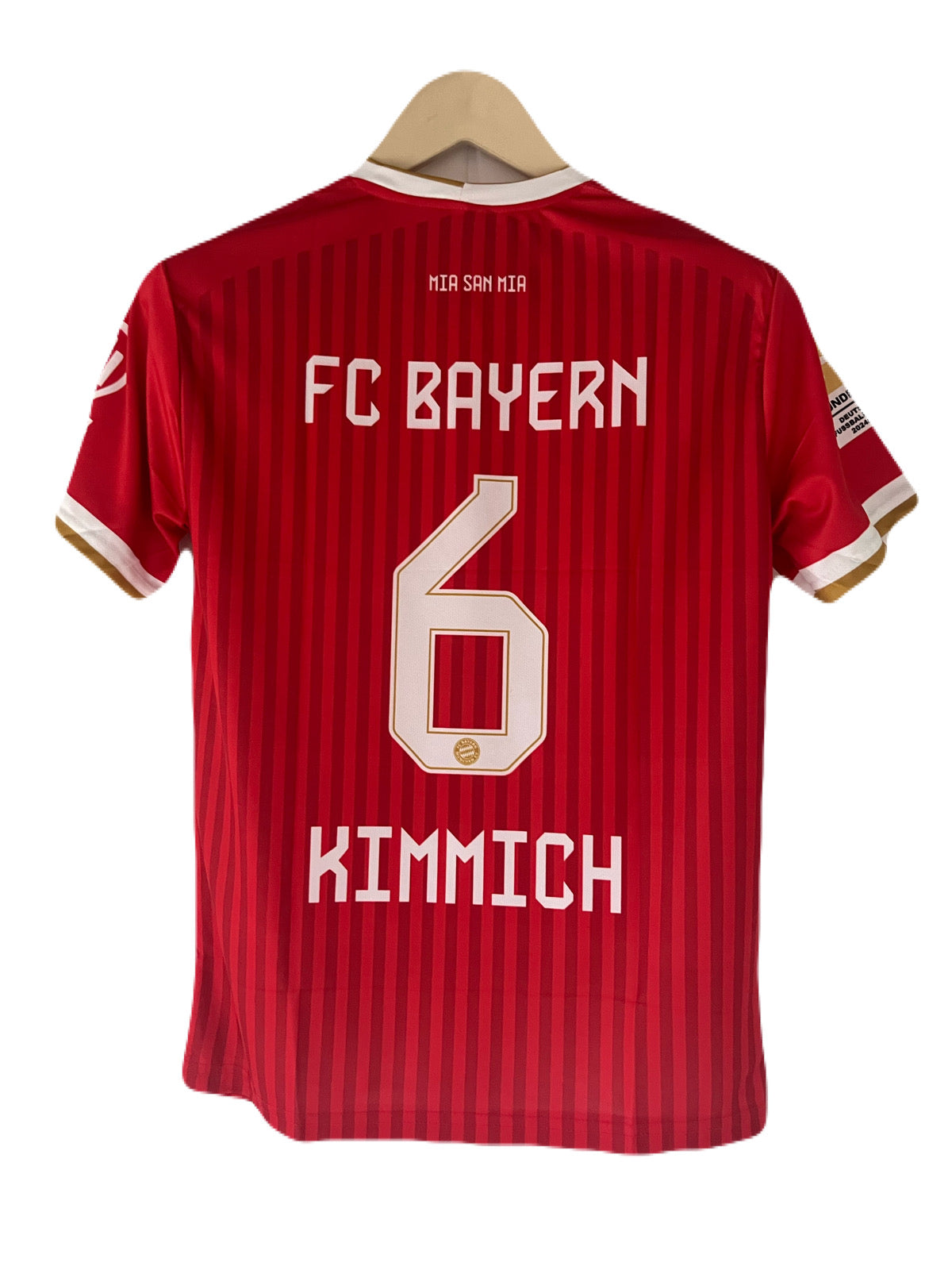 Kimmich Bayern Munich Home Kit Half Sleeve - P2000