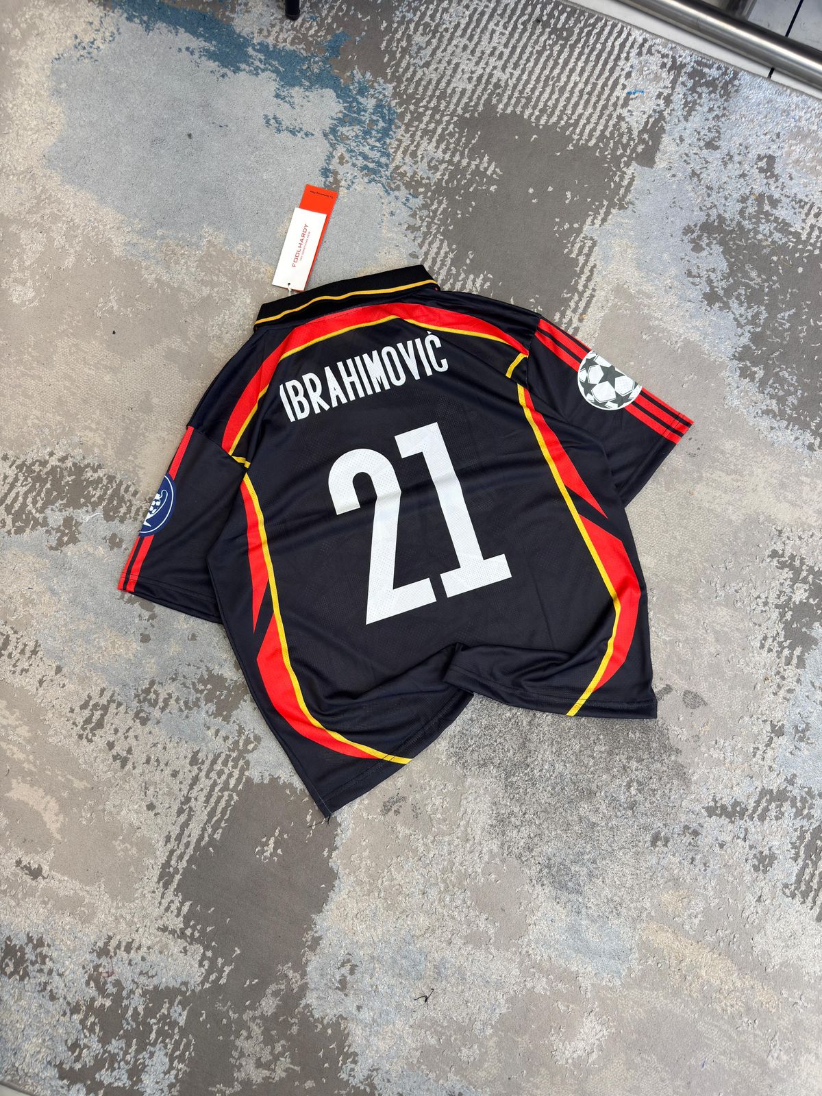 Ac Milan 2006-07 Third Kit Ibrahimovic Five Sleeve - bmg store