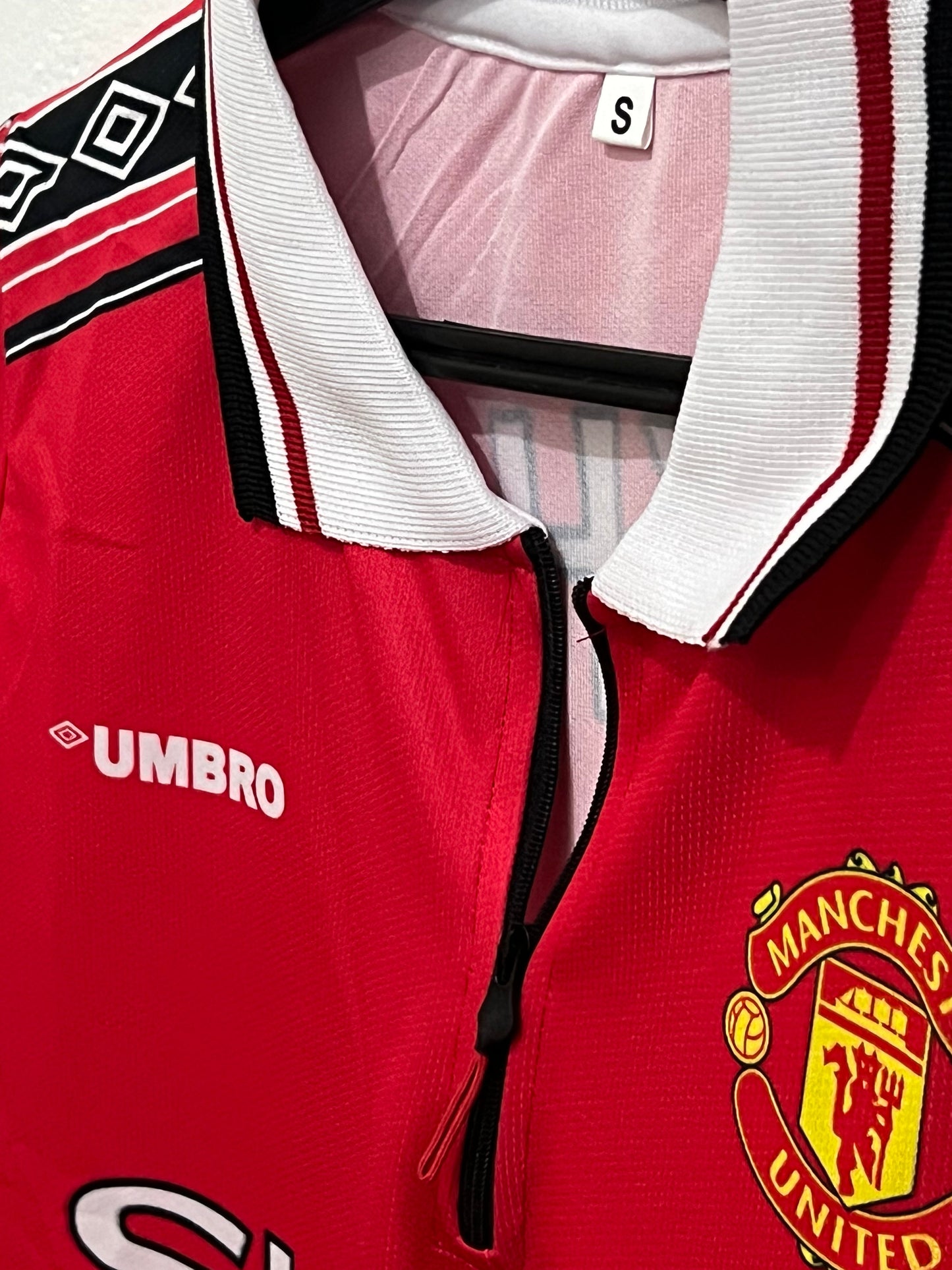 Manchester united 1998/99 Home jersey Beckham zip type - P90 -bmg store