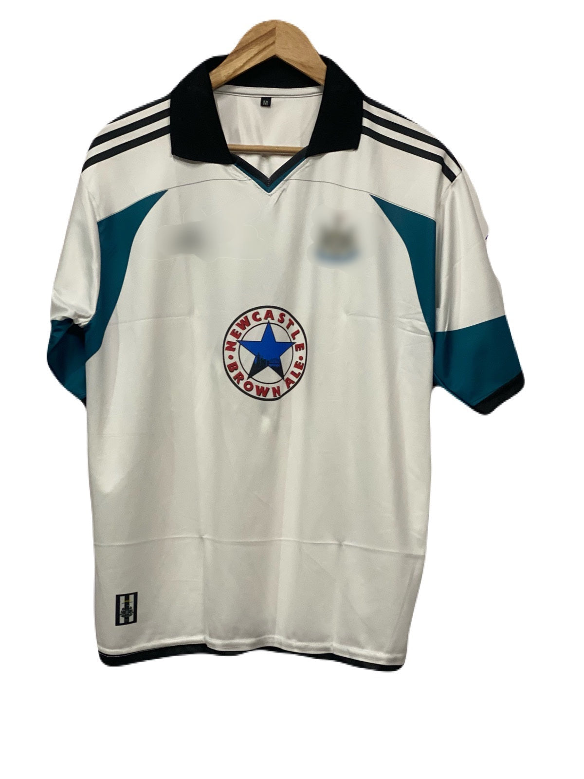 NewCastle United 1999-00 Away kit Shearer Five sleeve - P688 bmg store