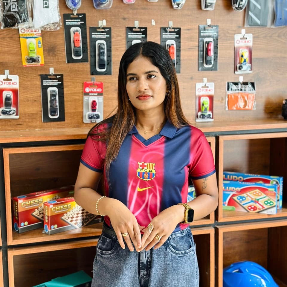 Crop top Collar neck jersey Barcelona Travis cott Edition   - bmg store