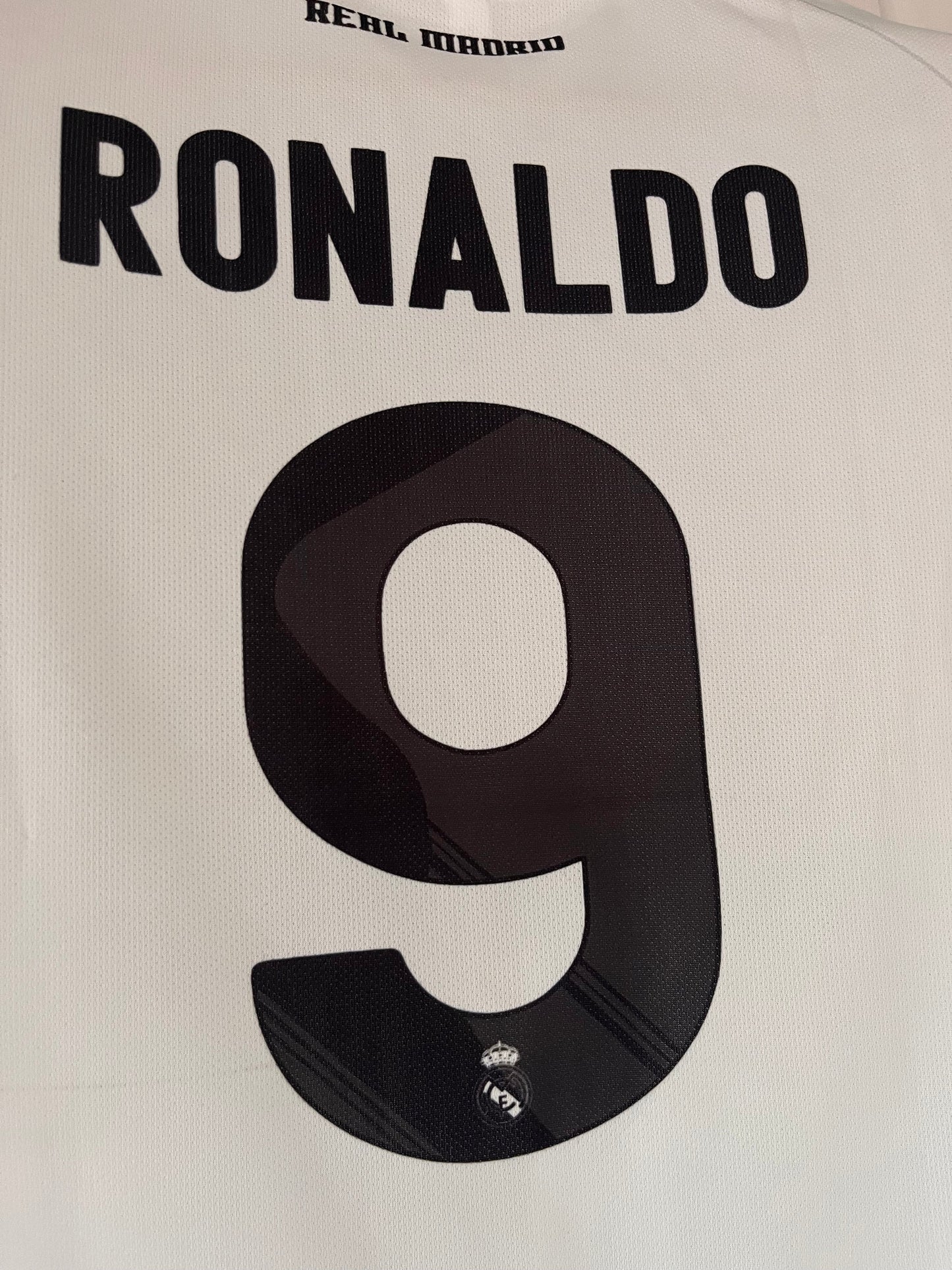 Ronaldo Real Madrid 2009-10 Home Kit Five Sleeve - P2069