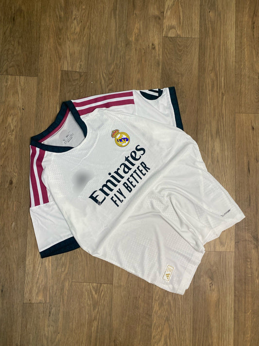 Real Madrid Imported Player Edition 2026/27 Home kit Half Sleeve- P2501 | BMG STORE