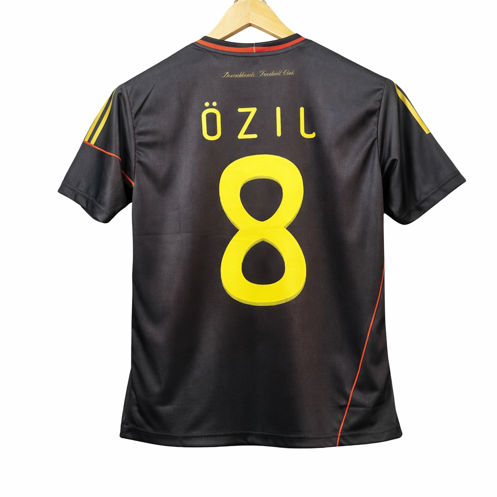 Germany 2010 Away kit ozil Half sleeve - P566