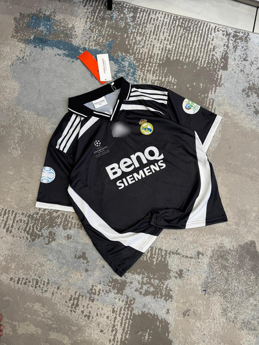 Real Madrid 2006-07 Away Kit Beckham  Five Sleeve - bmg store