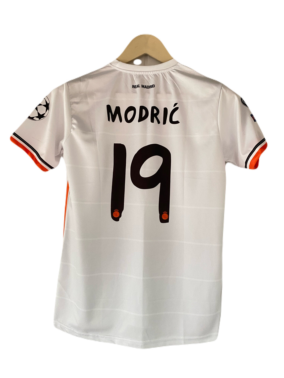Modric Real madrid home half sleeve embroidery - P2058