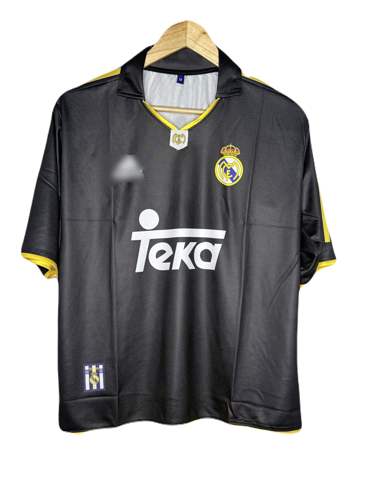 Real Madrid 1999-00 Away Kit Plain Back Five Sleeve - bmg store