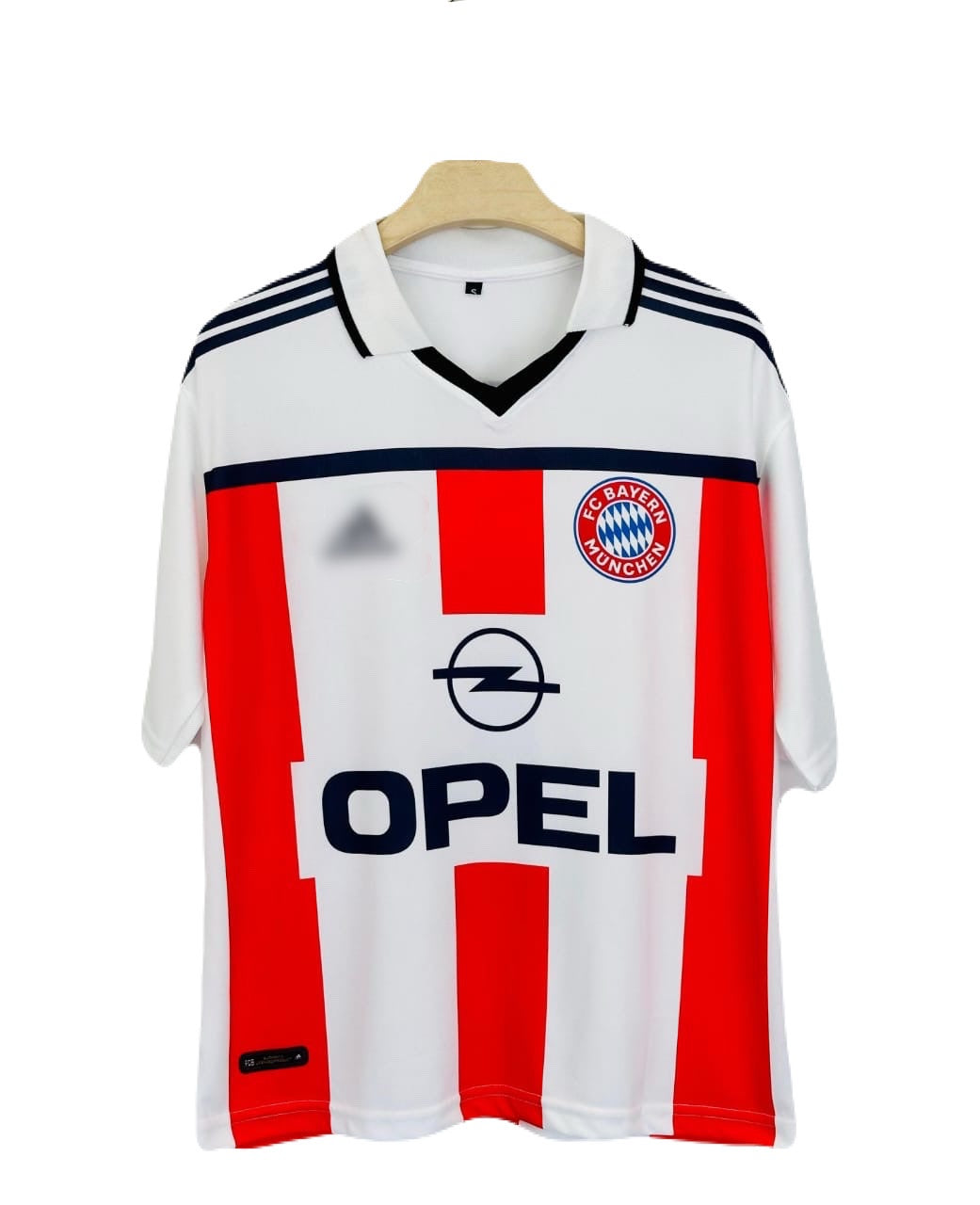 Bayern  2000-01 Home kit Mathaus Collar Five sleeve P149 - bmg store