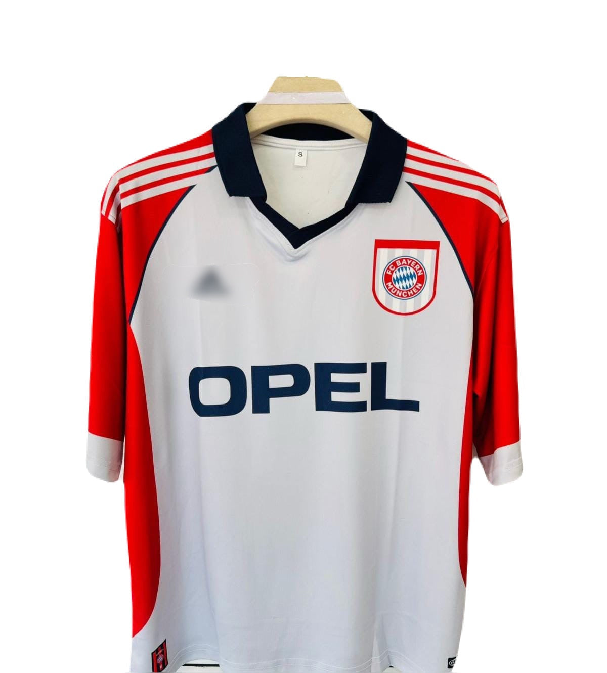 Bayern 1998-00 third kit five sleeve collar - P484 bmg store