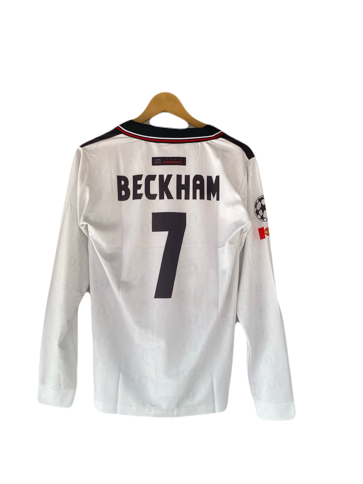 Manchester United Beckham Embroidery Full Sleeve Collar - P2746 | BMG STORE