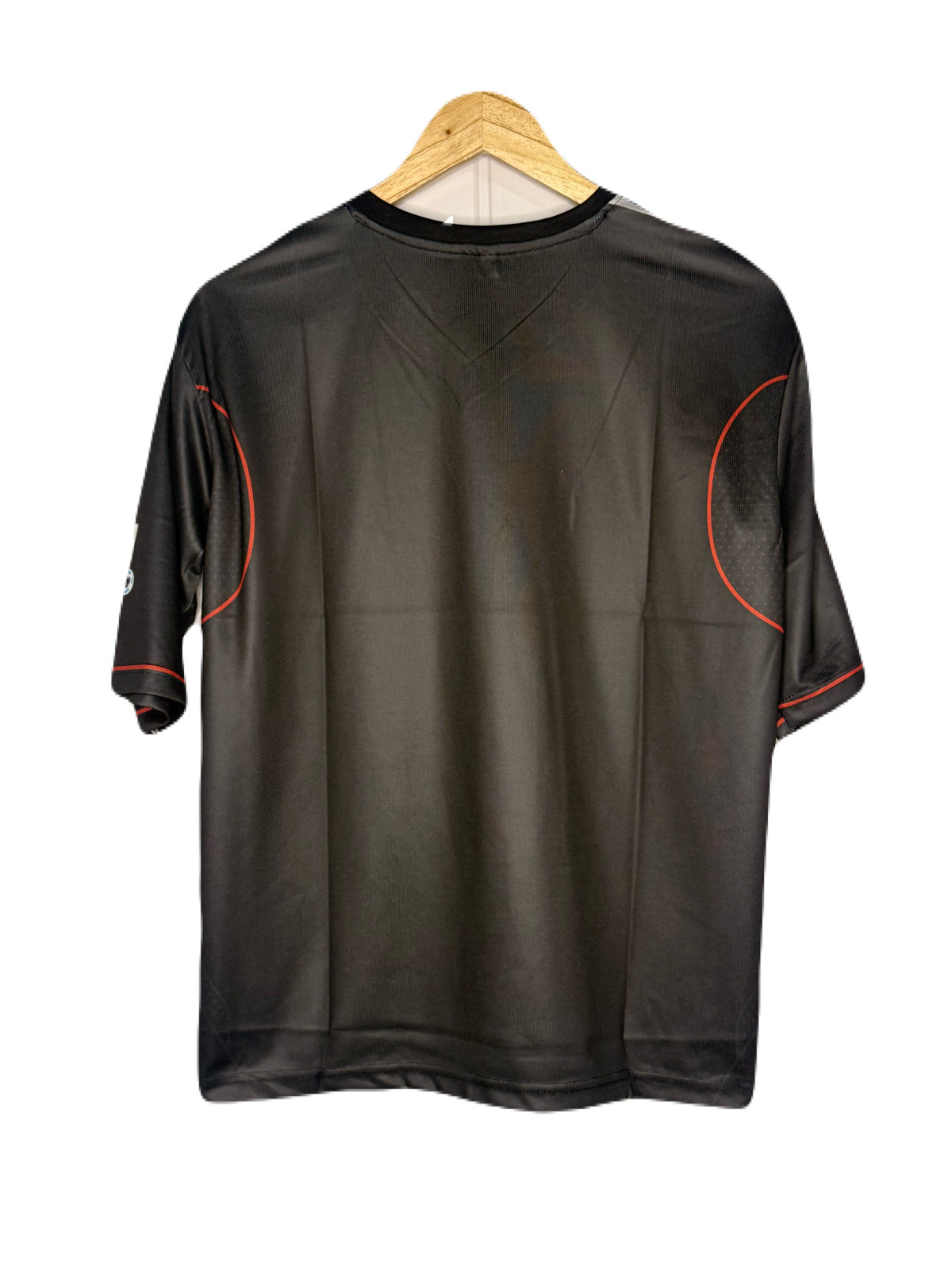 Liverpool 2011-12 Away Kit Plain Back Five Sleeve - P839 bmg store