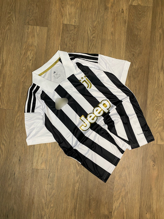 Juventus Fan Version Imported 2026/27 Home kit Half Sleeve Collar - P2395 | BMG STORE