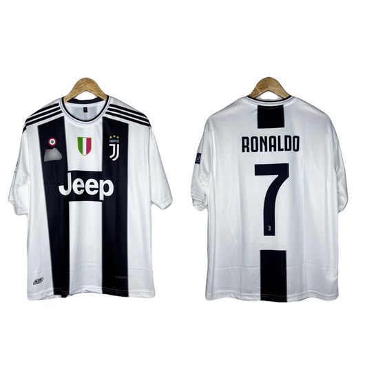 Juventus 2018-19 Home Kit Ronaldo Five Sleeve - bmg store