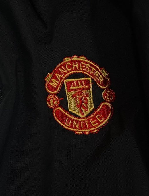 Manchester United  track jacket Black colour full sleeve zip type - P1574 Ms retro store