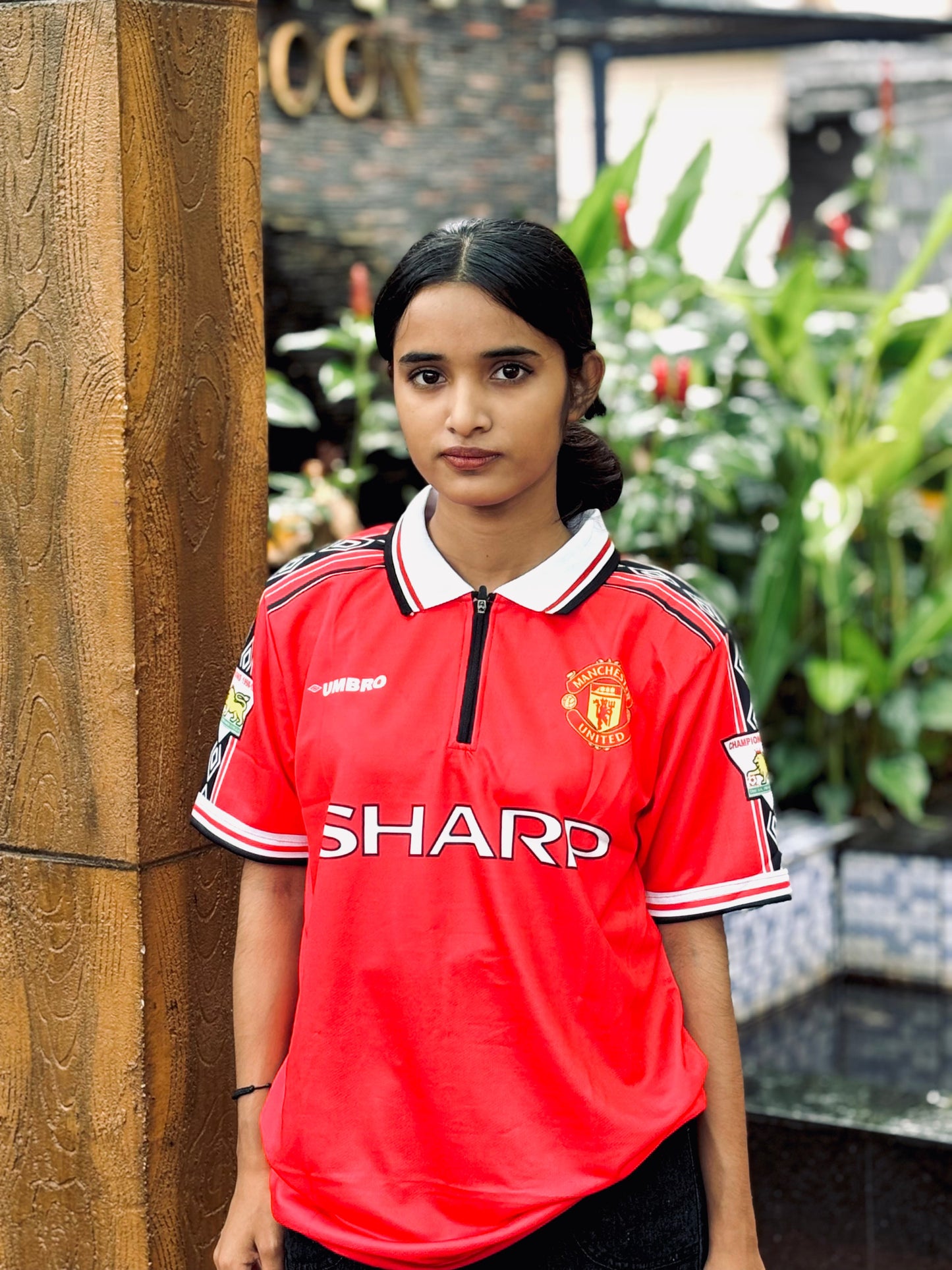 Manchester united 1998/99 Home jersey Beckham zip type - P90 -bmg store