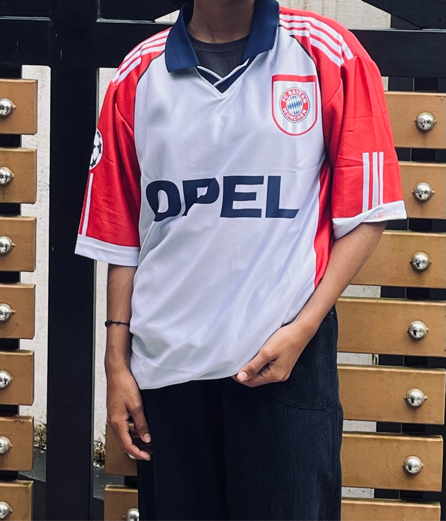 Bayern 1998-00 third kit five sleeve collar - P484 bmg store