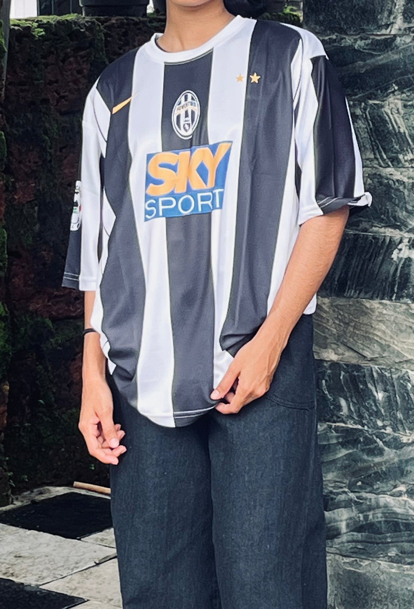 Juventus 2004/05 home jersey five sleeve - bmg store